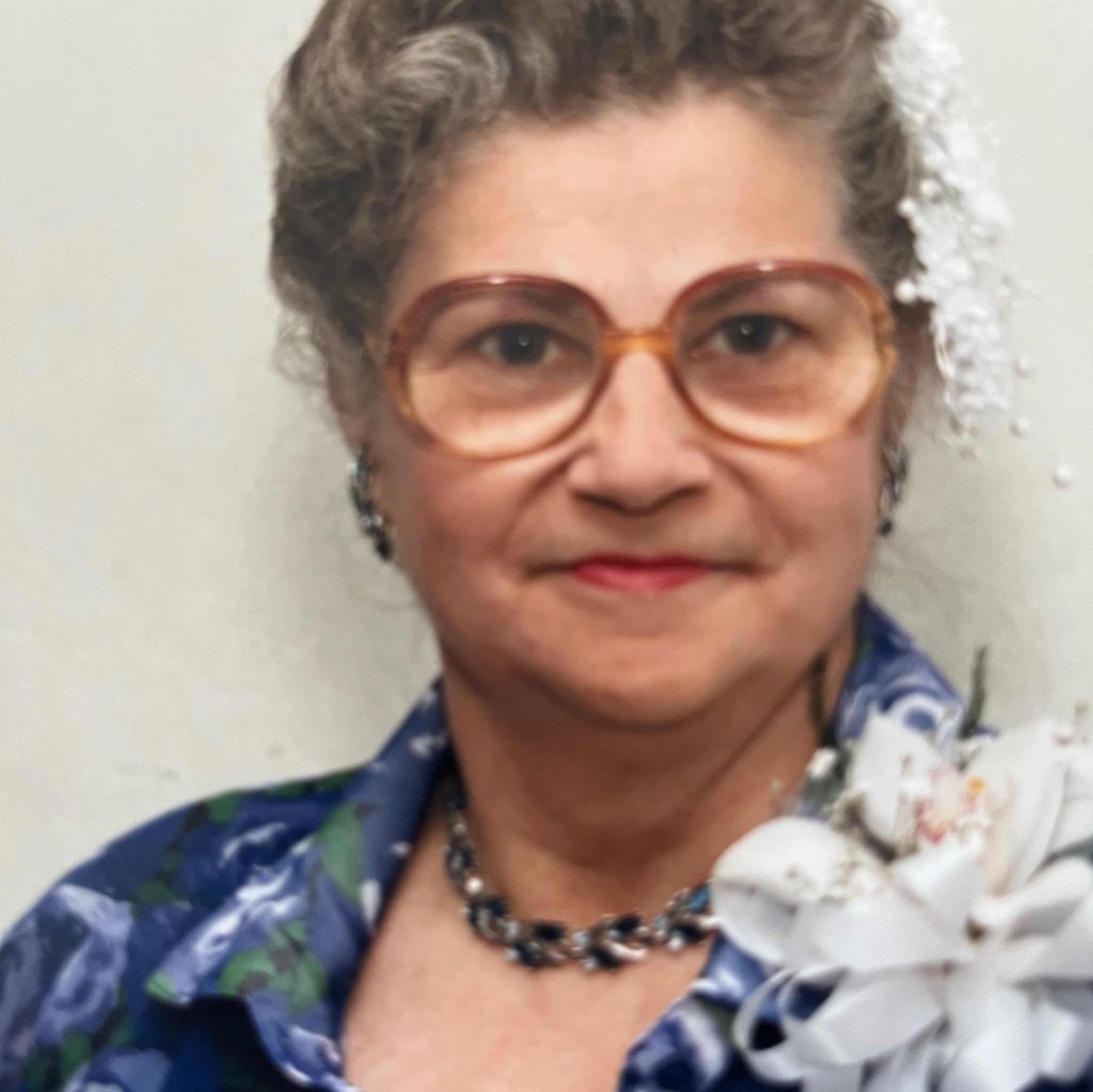 Shirley Lloyd Profile Photo