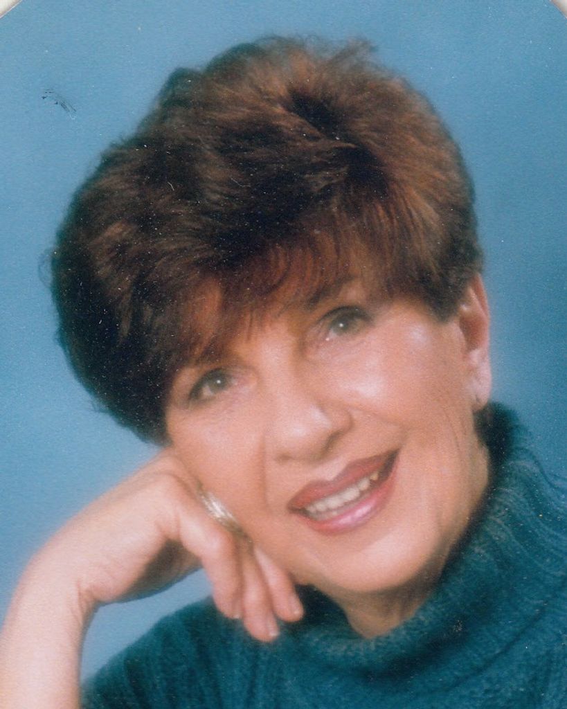 Louise Elizabeth Baldosaro Profile Photo