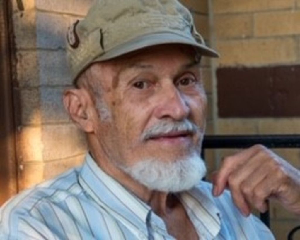 Julian Moya Profile Photo