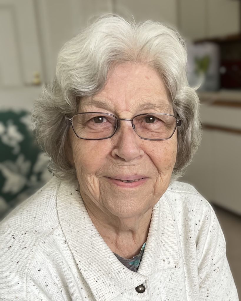 Eva Martin Profile Photo