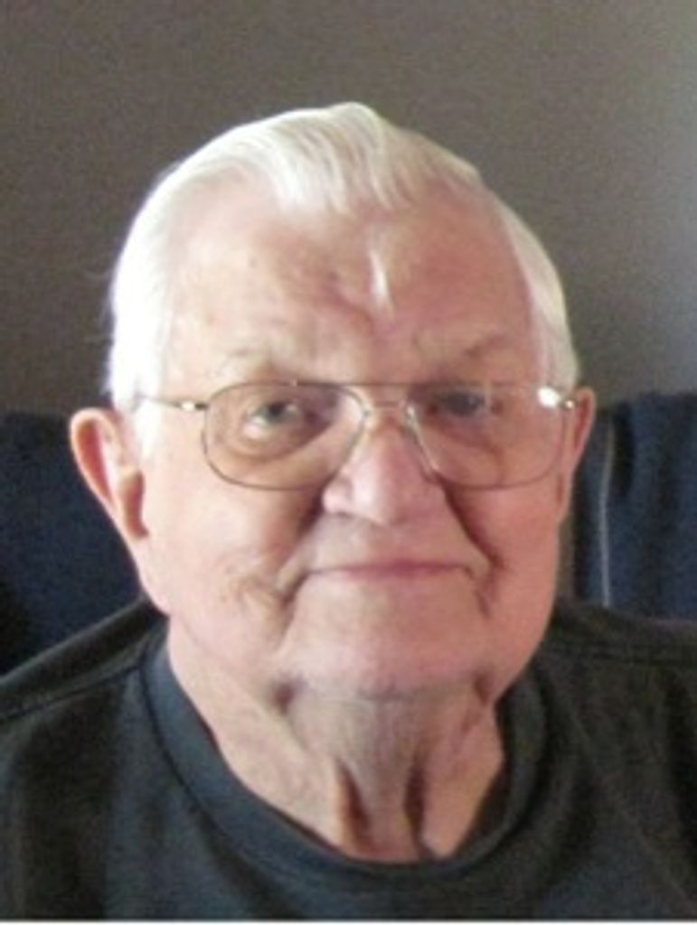 Enoch E Lee