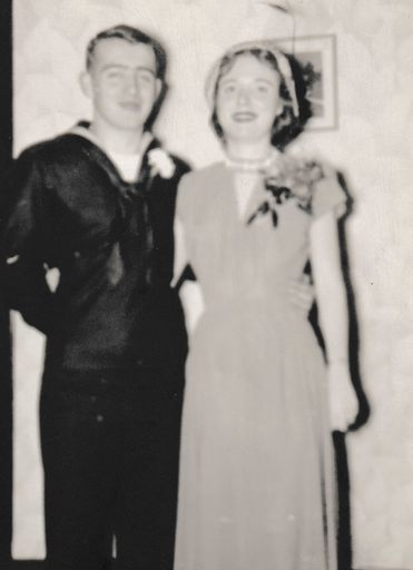 Doris E. (Walls)  Woolington photo gallery thumbnail 13 of 112