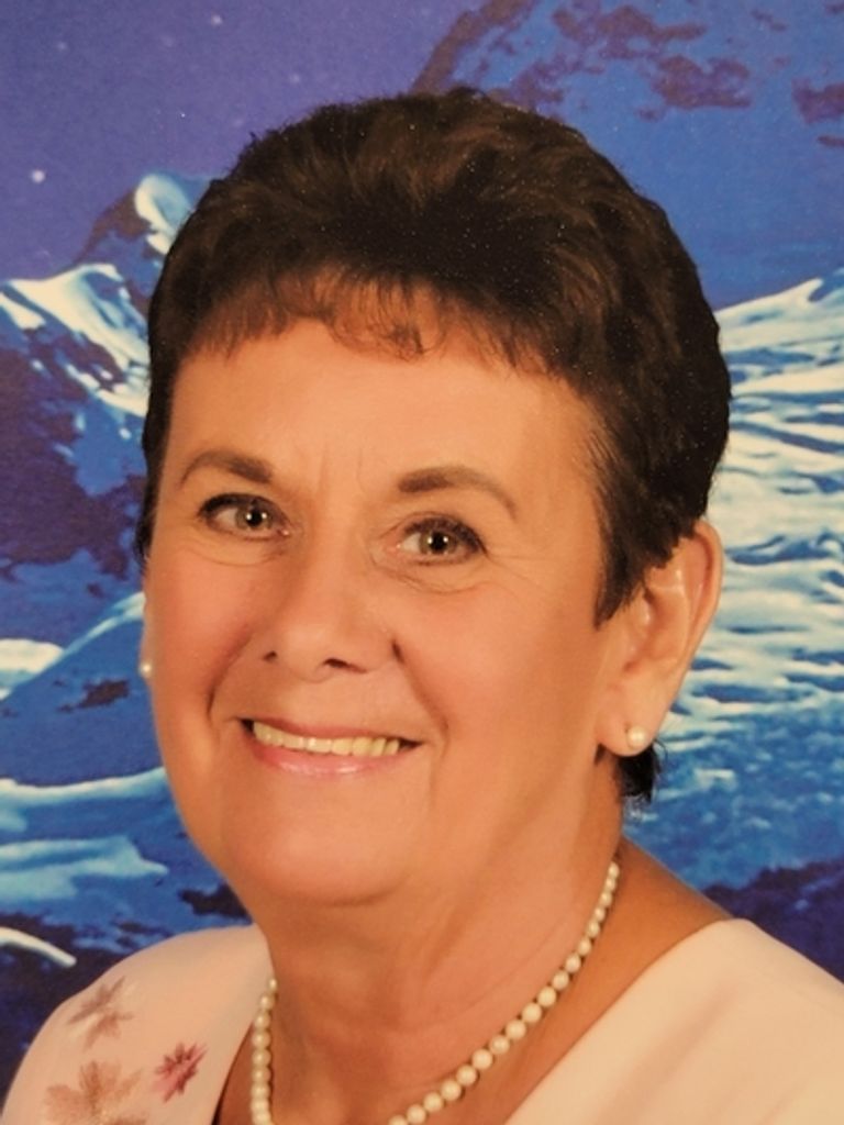 Brenda Lawrence Profile Photo