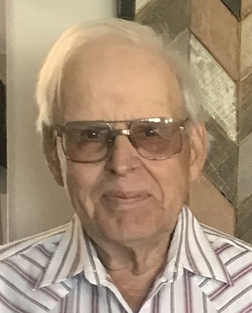 Lloyd Edwin Hovland Profile Photo