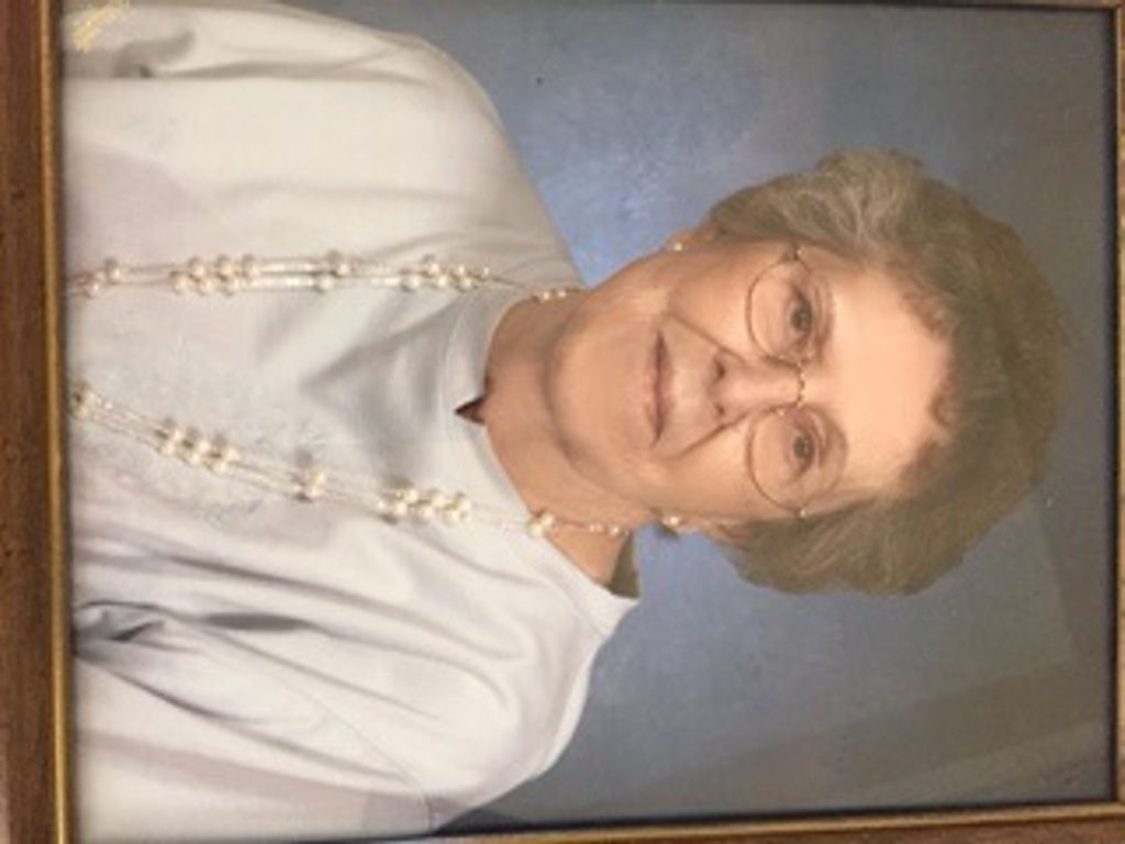 Betty J (Sykes)  Kiczek