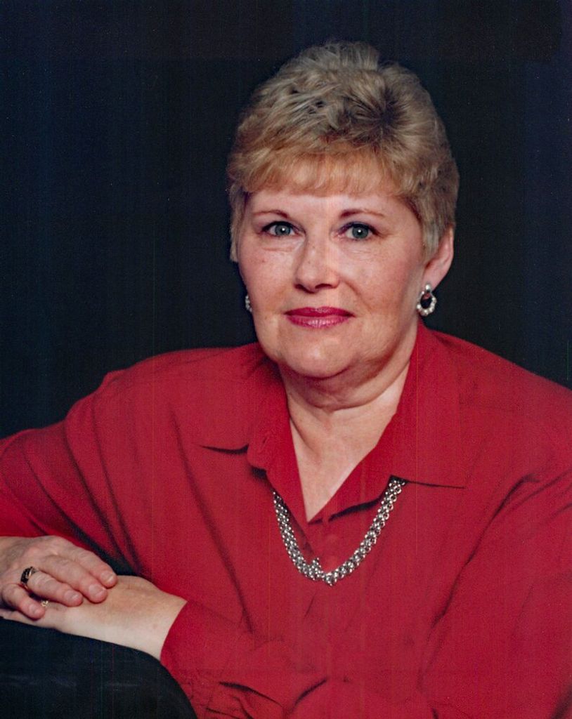 Carolyn Louise Oliver