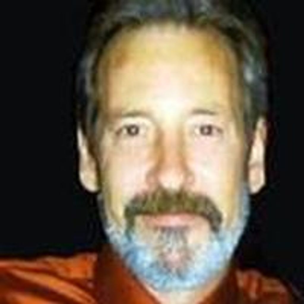 Daniel E. Pince