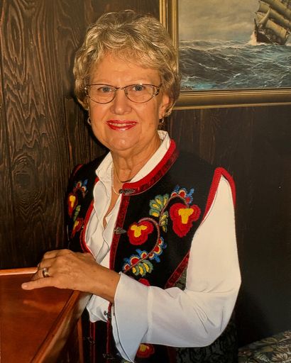 Marieluise H Hauge's obituary image