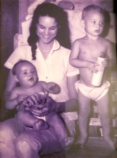 Linda Gail Borden Mcgee photo gallery thumbnail 2 of 74