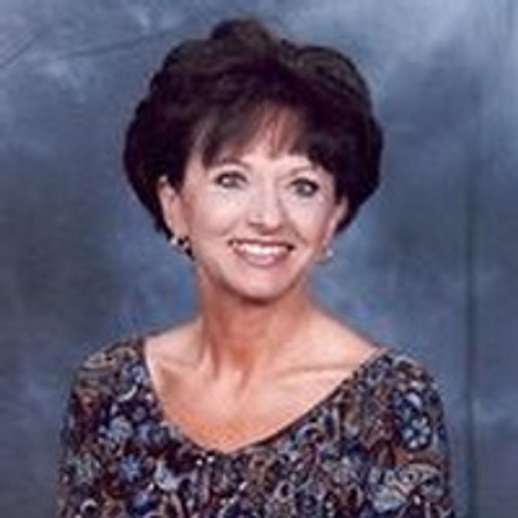 Linda Daniel(Plainview)