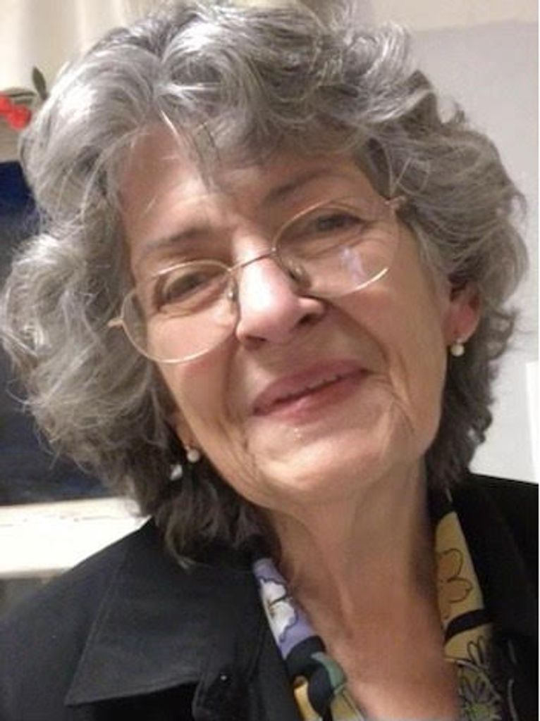 Dalia E. Perez
