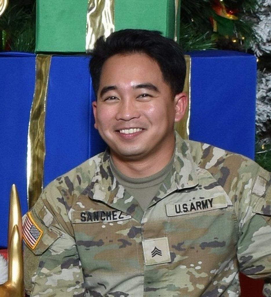 Christopher Bhlue Sanchez Profile Photo