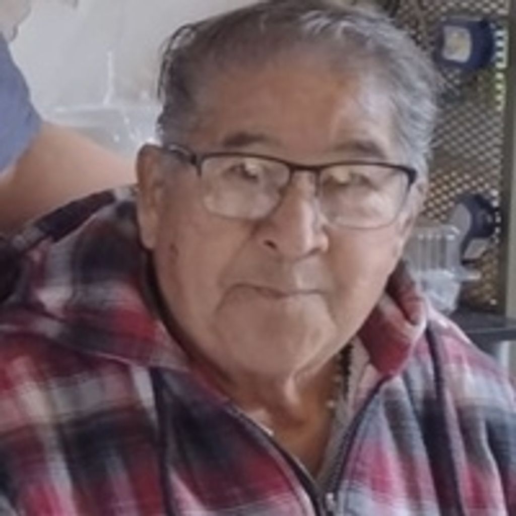 Manuel Jesus Flores