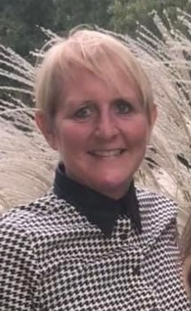 Rebecca Becki (Neff)  Crayne