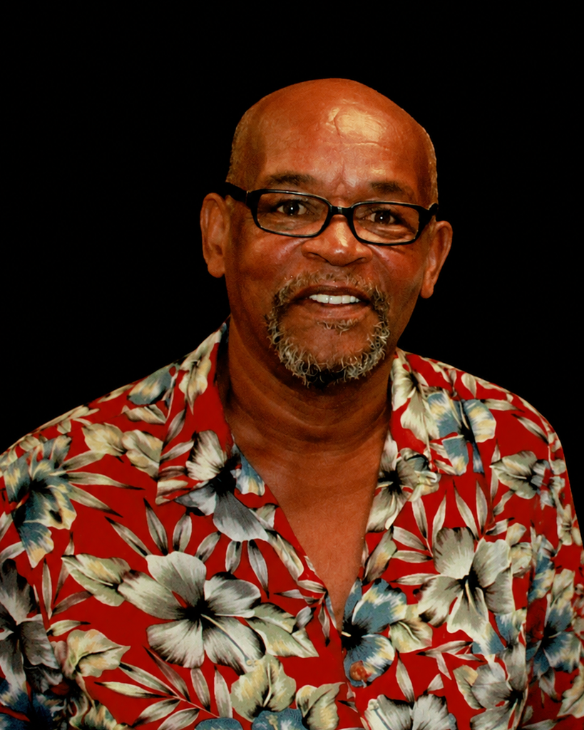 Carl Reaves