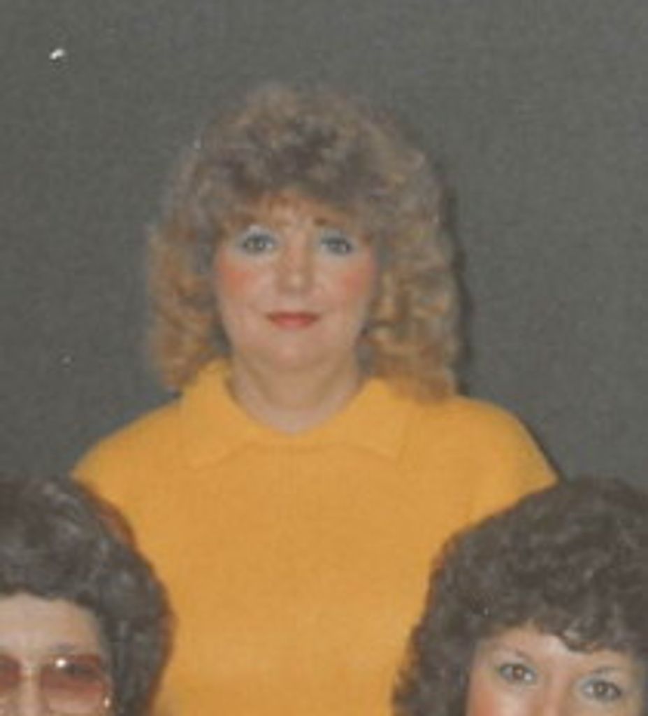 LINDA  KAYE  QUEEN