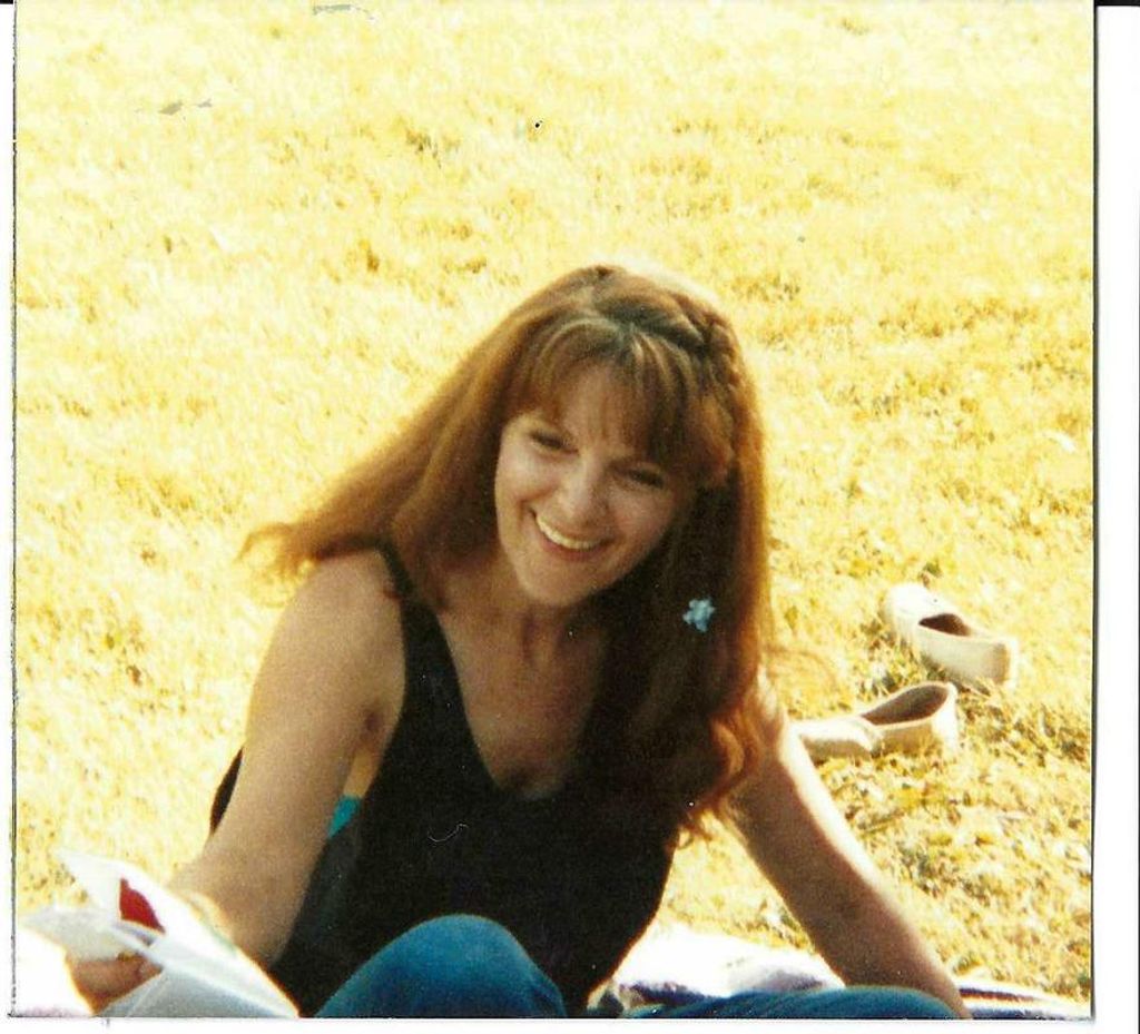 Linda (Humphrey) Vangrimbergen Profile Photo