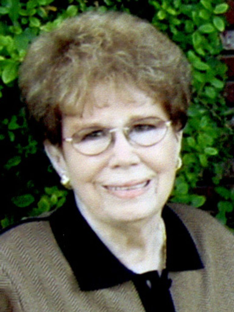 Nadine Stone
