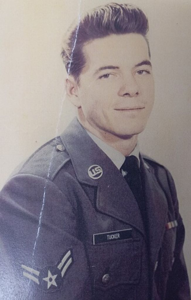 Harry Lee Tucker Profile Photo