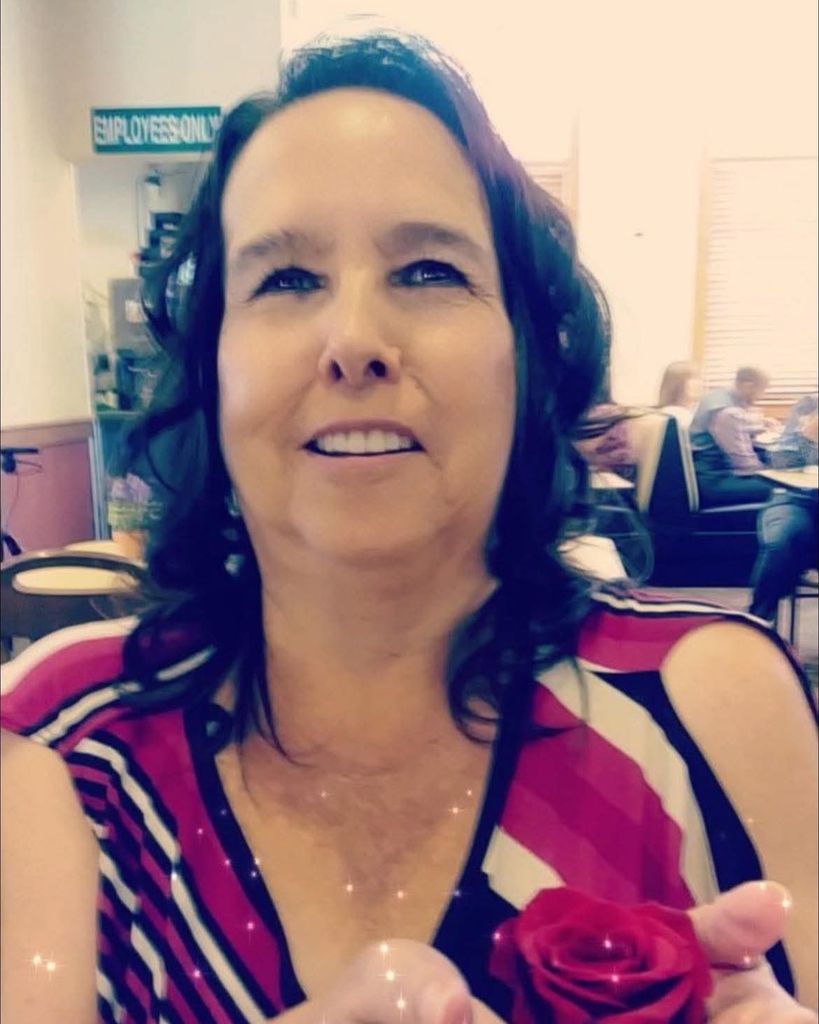 Benita Amanda Flores