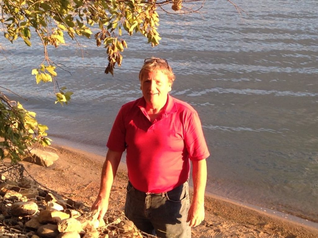 Donald Josef Hanson Profile Photo