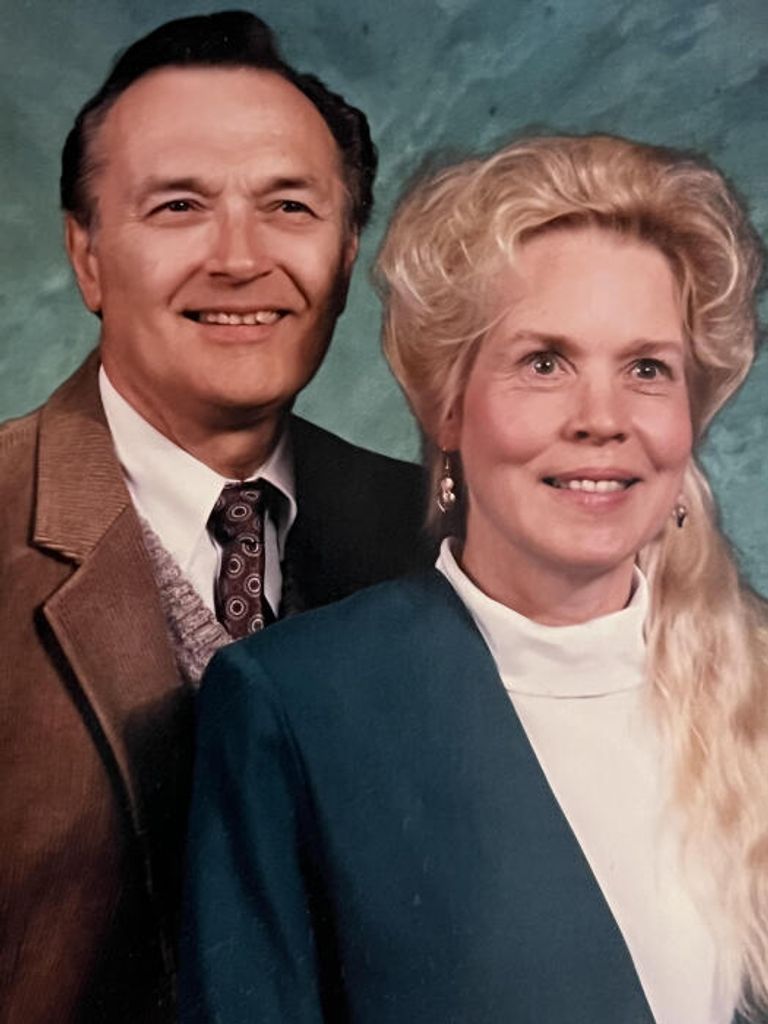 Karen L (Vieira)  Buys