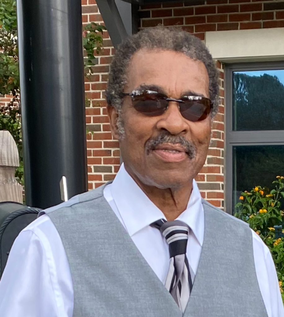 Macon  Lincoln ,Sr.