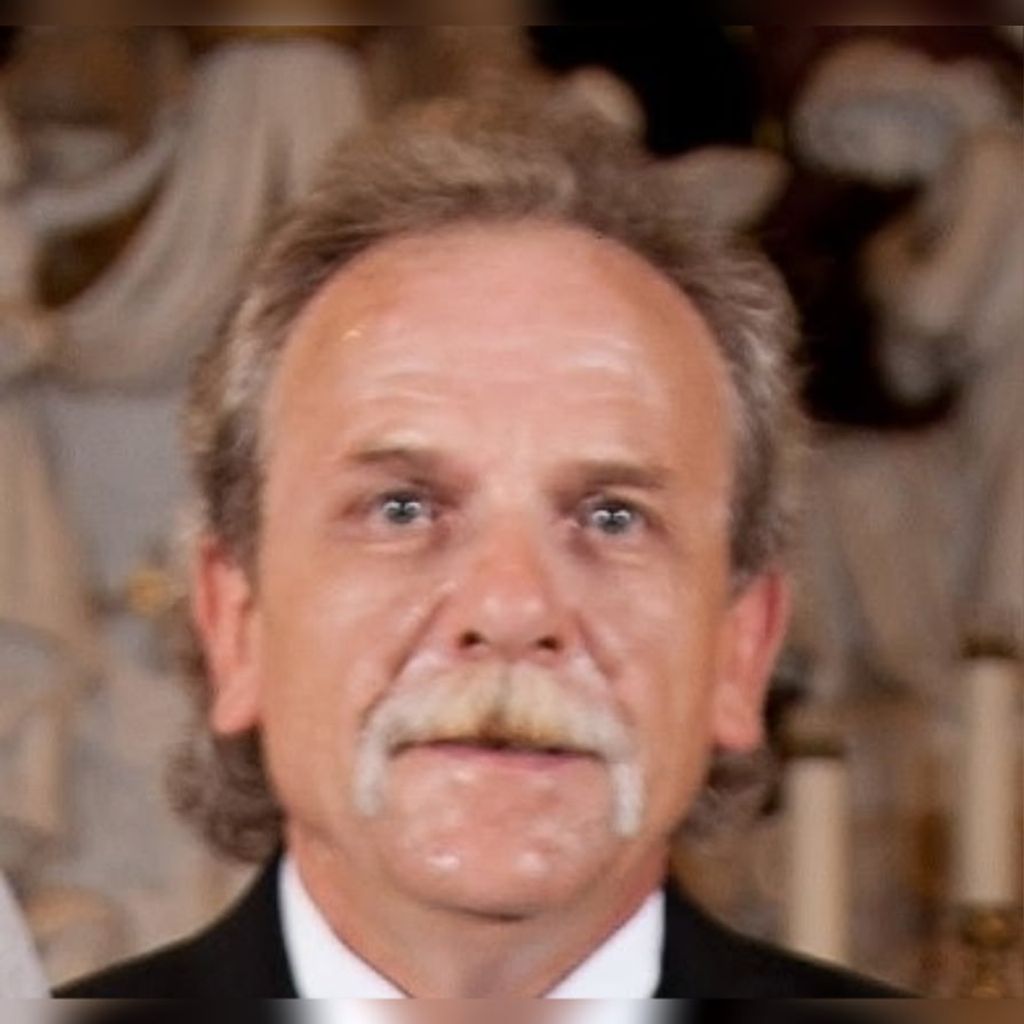 Daniel J Wilkie