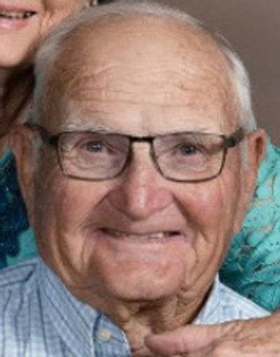 Lynn Dean Adamson Profile Photo