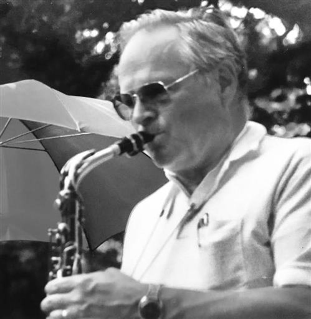 Raymond Lester Downs