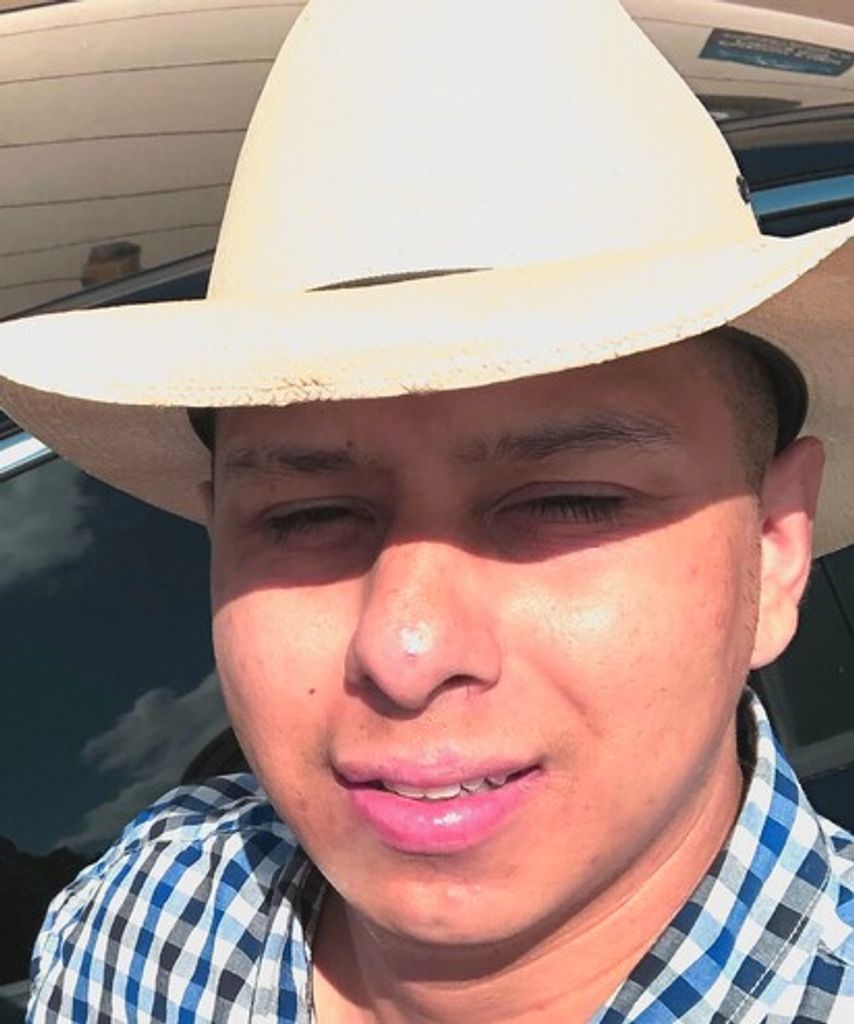 Luis Hernandez