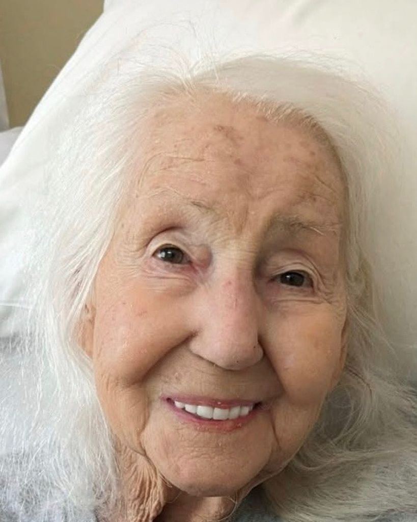 Betty (Batson) Fryar