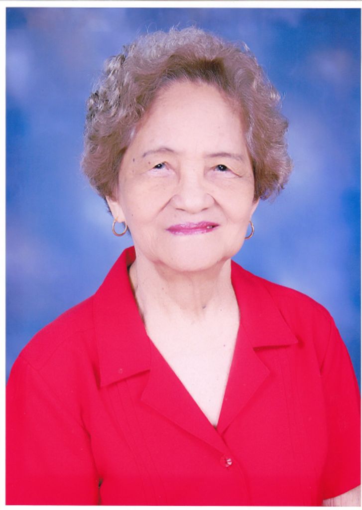 Carmen M. Saclayan