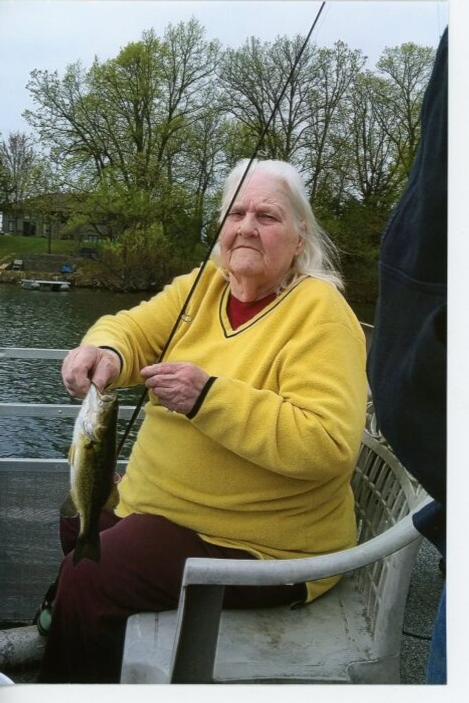 Betty Lou Carver Profile Photo