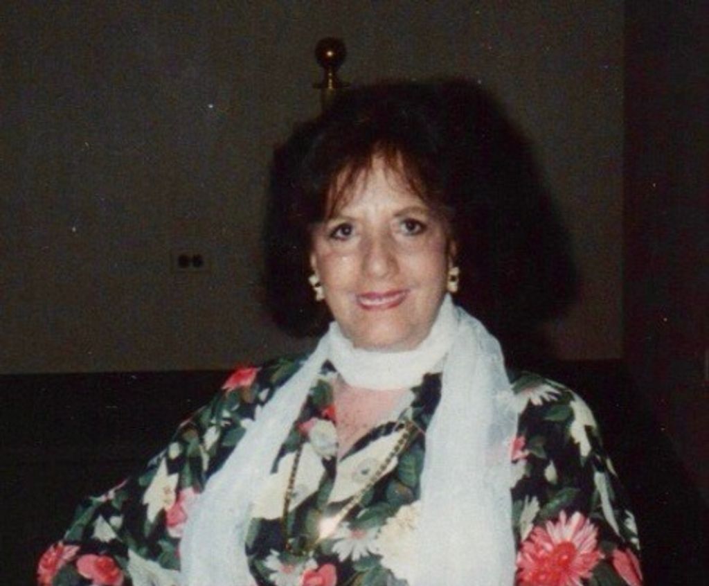 Anna Velez Cruz Profile Photo