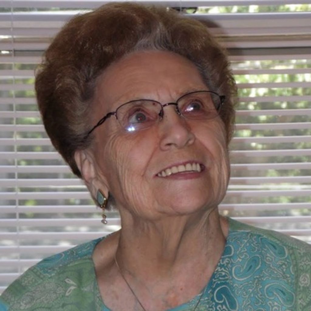 Norma Axelsen Savedge Profile Photo