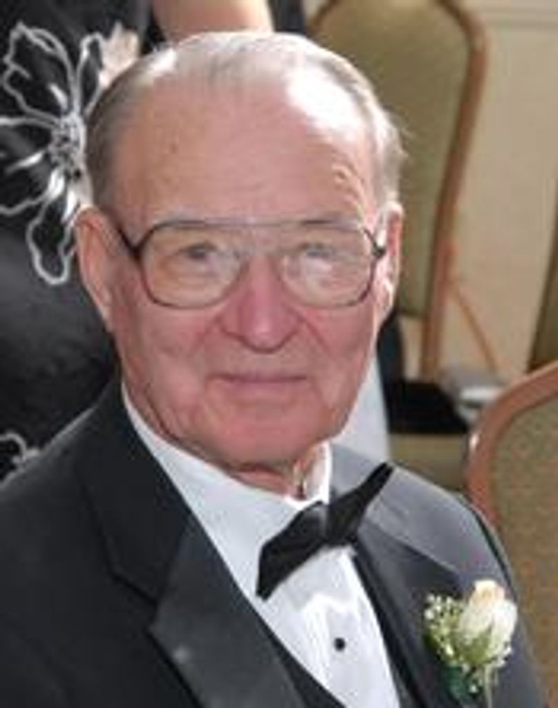 R. Gilbert Leeds Profile Photo