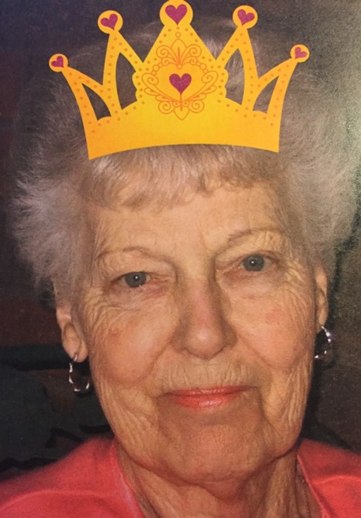 Lillian Giza (nee Majka)