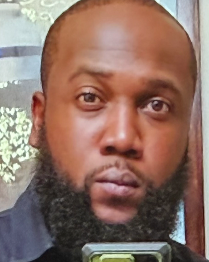 Zachary Thomas Weathers Profile Photo