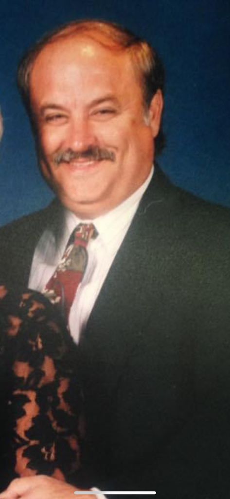 Robert Trone Rennie Jr. Profile Photo