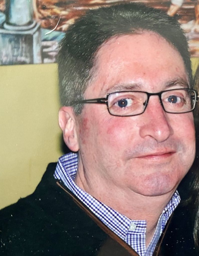 Daniel John Glomski Profile Photo