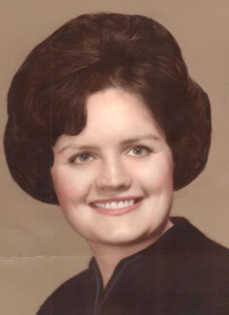 Helen Tosta Profile Photo