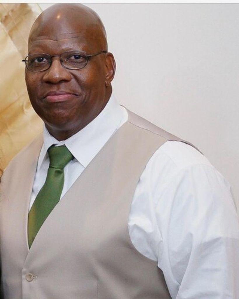 James Romal Davis, Jr. Profile Photo