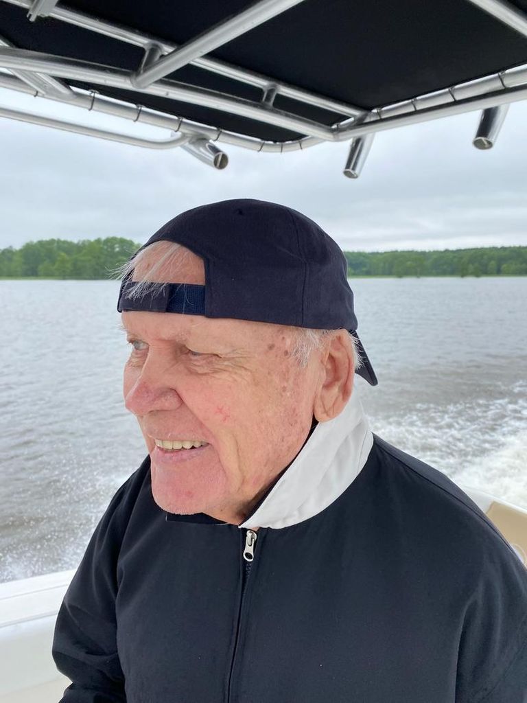 Graydon Dale "Buck" Lynn Profile Photo