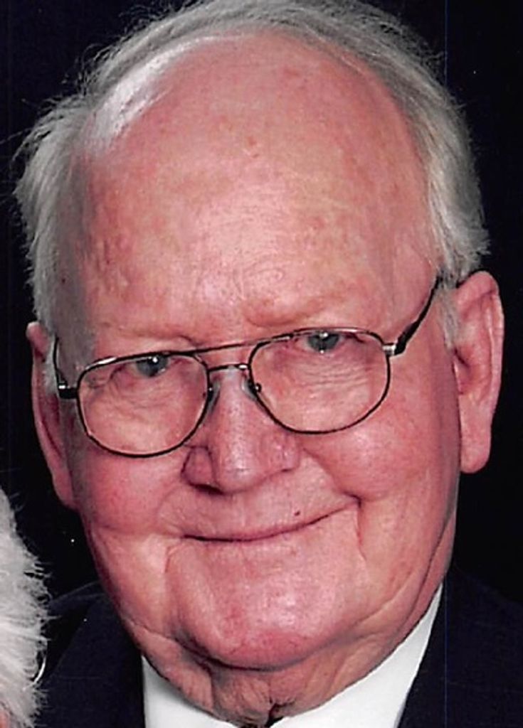 Dennis Harper Everett Profile Photo