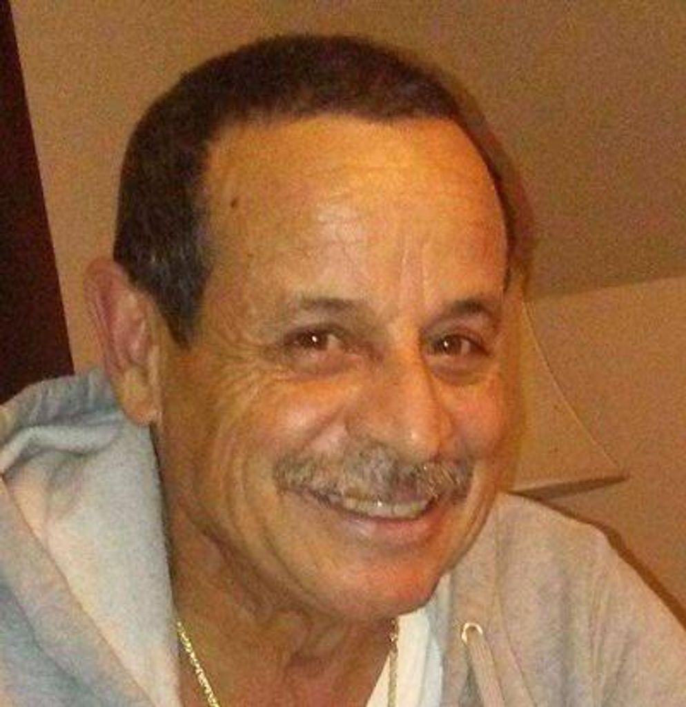 Luis E. Burgos Profile Photo