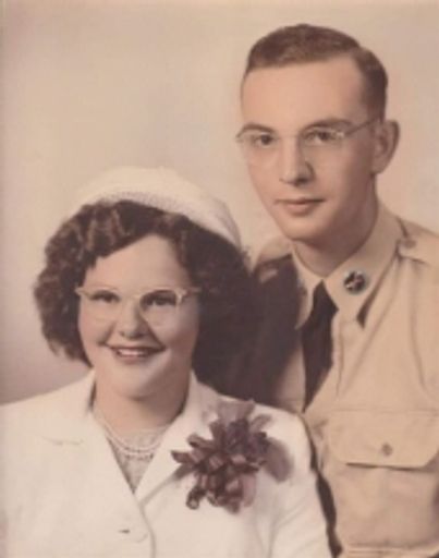Hattie Aebly photo gallery thumbnail 1 of 11