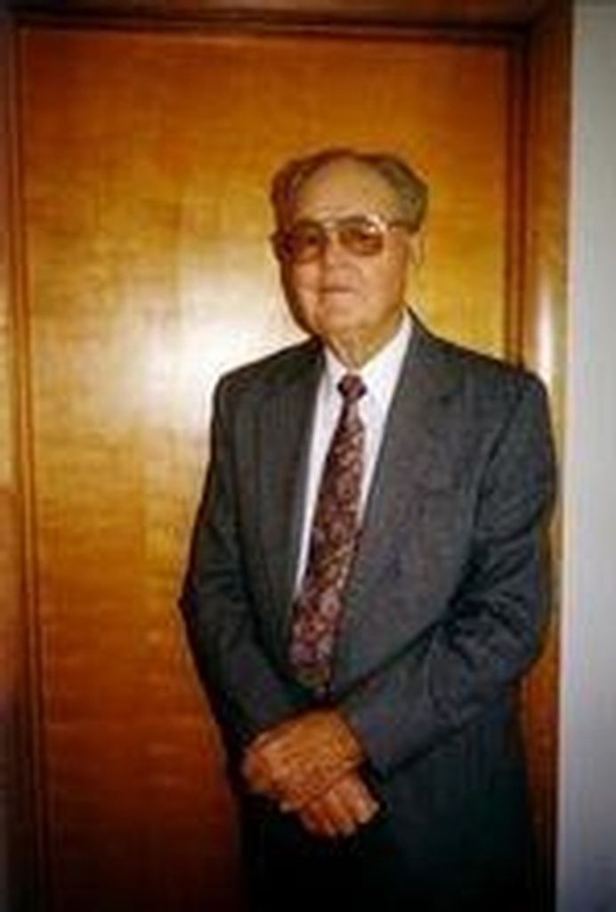 Glenn W. Weitzel