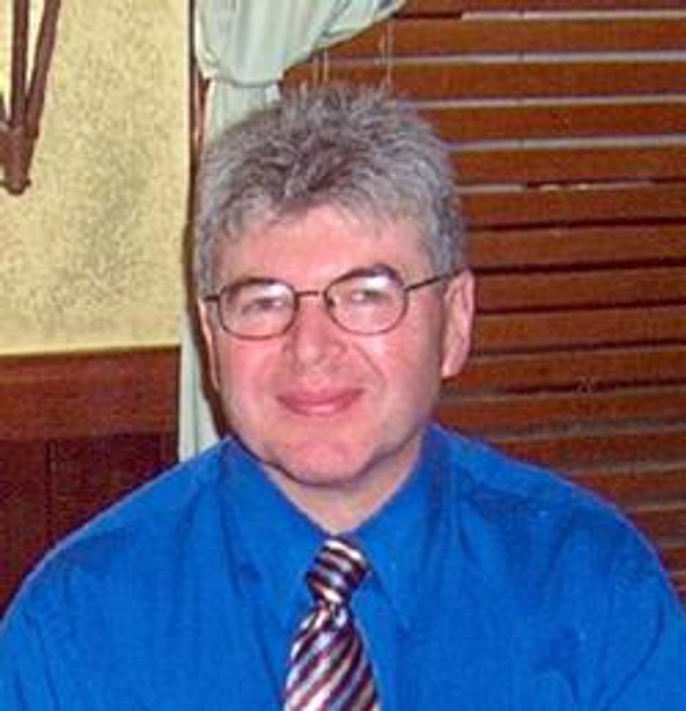 Stanislaw Kahl Profile Photo