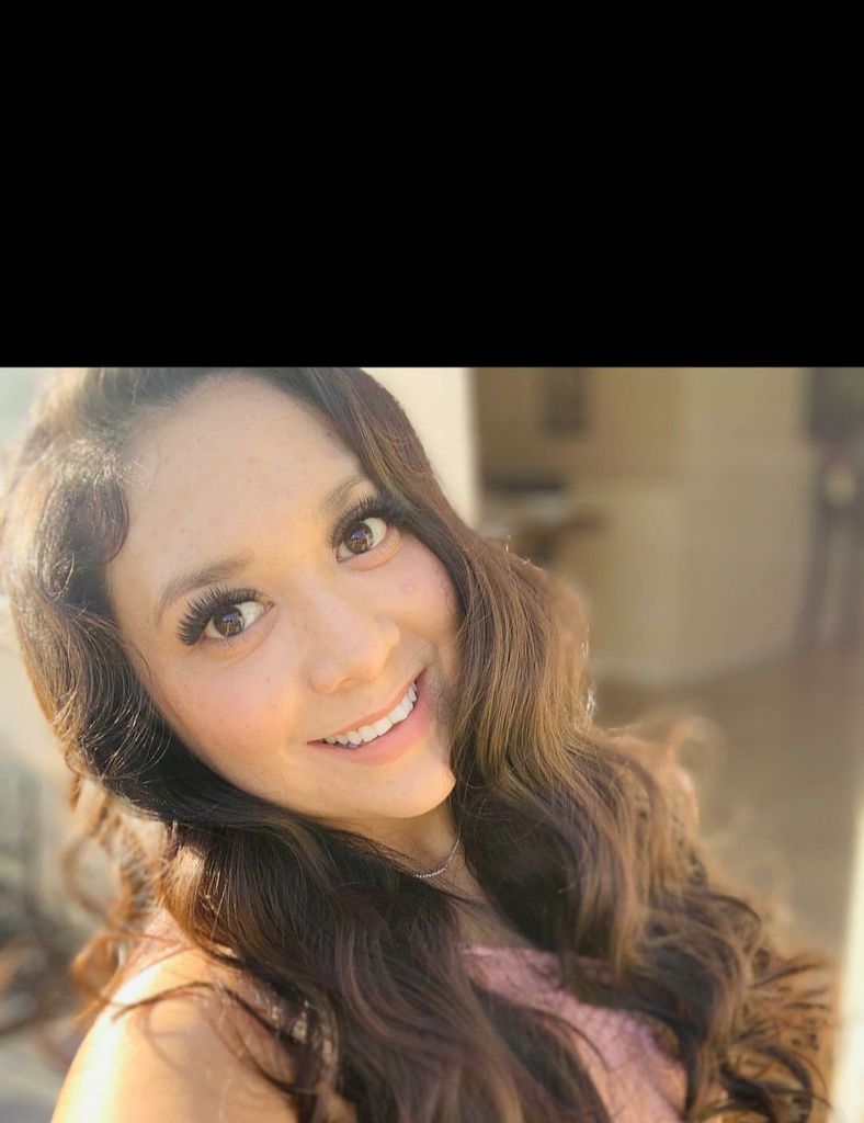 Carla Rosas Profile Photo